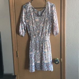Quarter sleeve dress